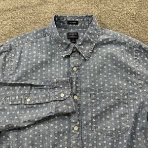 J.Crew Men’s Chambray Shirt M Blue Floral Print‎ Classic Fit Long Sleeve Cotton